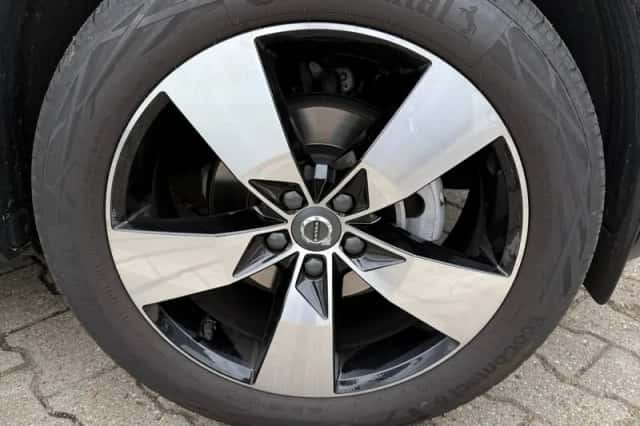 Volvo XC40 (2020) thumbnail 6