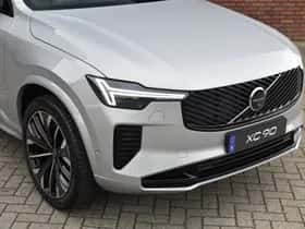 Volvo XC90 (2025) thumbnail 2