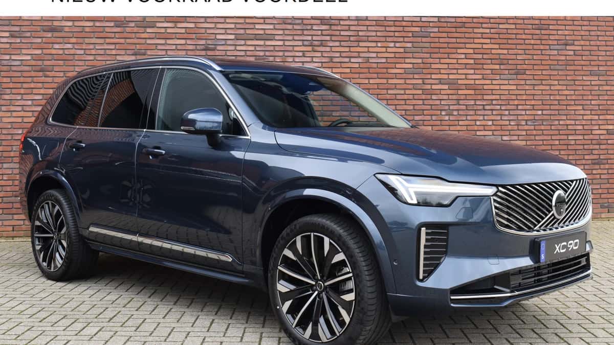 Volvo XC90 (2026) — foto 1