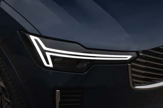 Volvo XC90 (2026) thumbnail 4