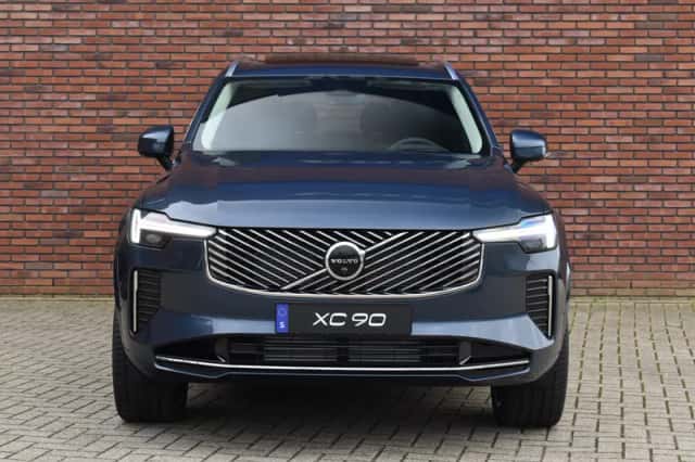 Volvo XC90 (2026) thumbnail 5