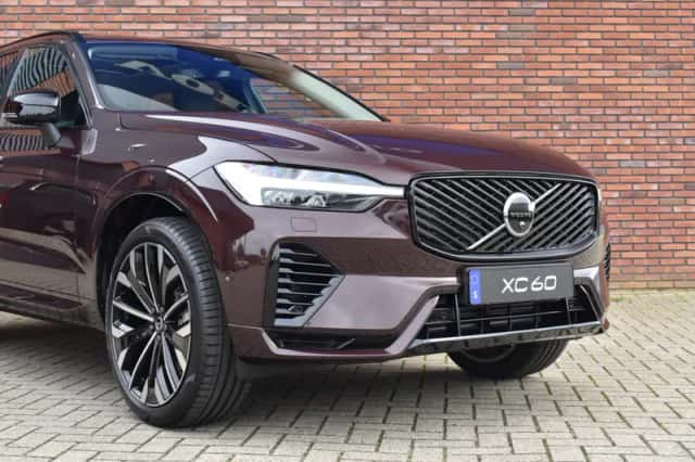 Volvo XC60 (2026) thumbnail 2