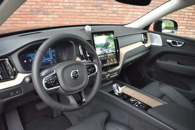 Volvo XC60 (2026) thumbnail 5