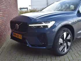 Volvo XC60 (2025) thumbnail 3