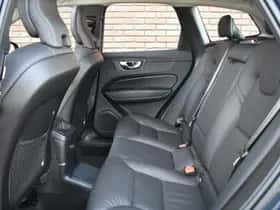 Volvo XC60 (2025) thumbnail 23
