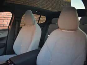 Volvo EX30 (2026) thumbnail 6