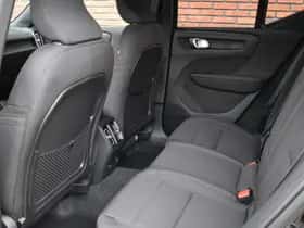 Volvo EX40 thumbnail 7