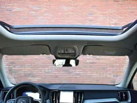 Volvo XC60 (2025) thumbnail 15