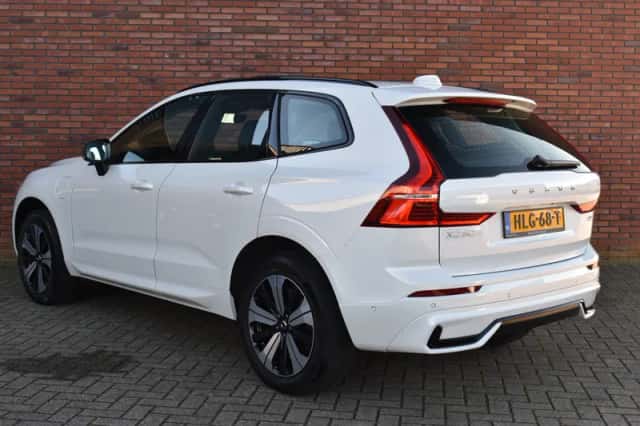 Volvo XC60 (2025) thumbnail 3