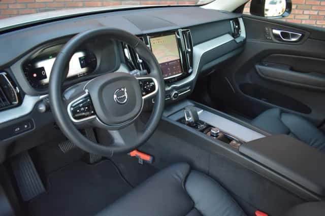 Volvo XC60 (2025) thumbnail 6