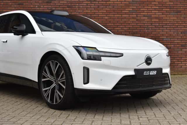 Volvo ES90 (2026) thumbnail 2
