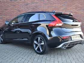Volvo V40 (2020) thumbnail 3