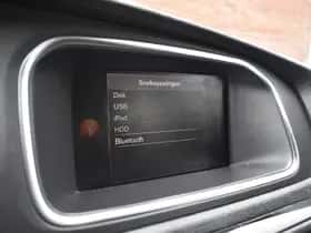 Volvo V40 (2018) thumbnail 16
