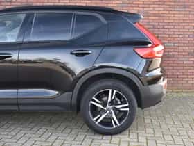 Volvo XC40 (2020) thumbnail 11