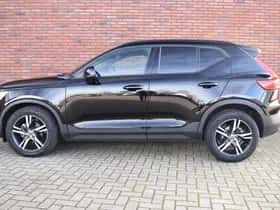 Volvo XC40 (2020) thumbnail 9