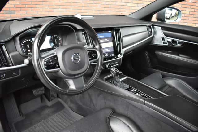 Volvo V90 (2016) thumbnail 6