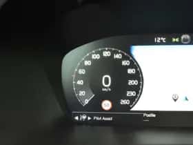 Volvo XC40 thumbnail 12