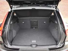 Volvo XC40 thumbnail 24