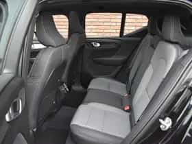 Volvo XC40 thumbnail 30