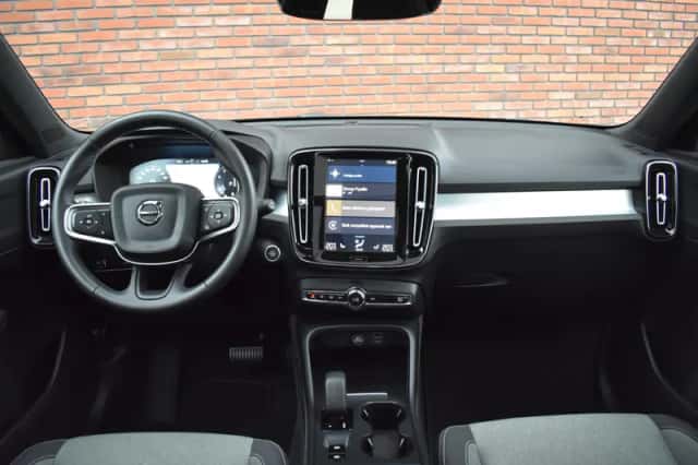 Volvo XC40 (2021) thumbnail 6