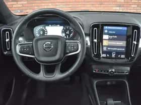 Volvo XC40 thumbnail 7