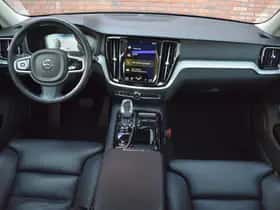 Volvo V60 (2022) thumbnail 17