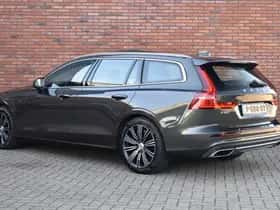 Volvo V60 (2022) thumbnail 4
