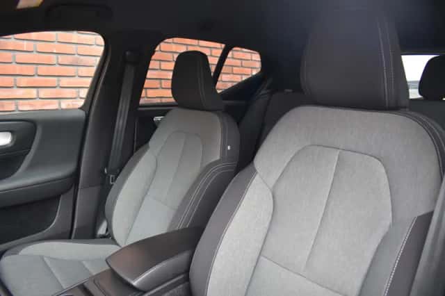 Volvo XC40 (2020) thumbnail 5