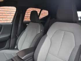 Volvo XC40 (2020) thumbnail 5