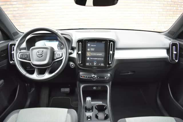 Volvo XC40 (2020) thumbnail 6