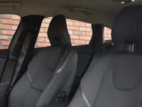 Volvo V40 (2017) thumbnail 8