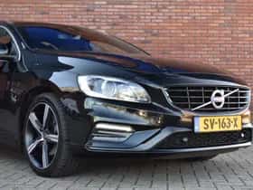 Volvo V60 (2018) thumbnail 2