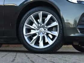 Volvo V90 (2018) thumbnail 3