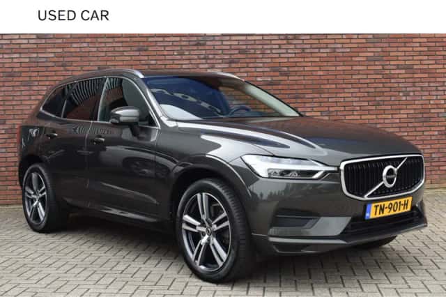 Volvo XC60 (2018) thumbnail 1