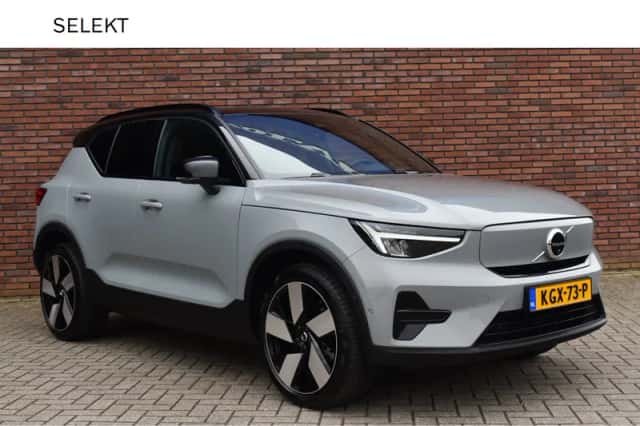 Volvo EX40 (2026) thumbnail 1