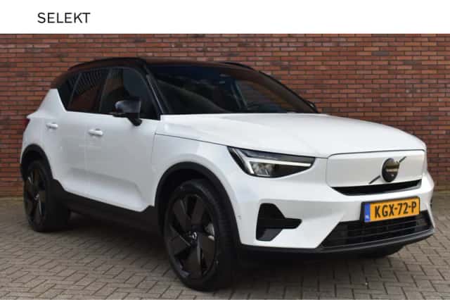 Volvo EX40 (2026) thumbnail 1