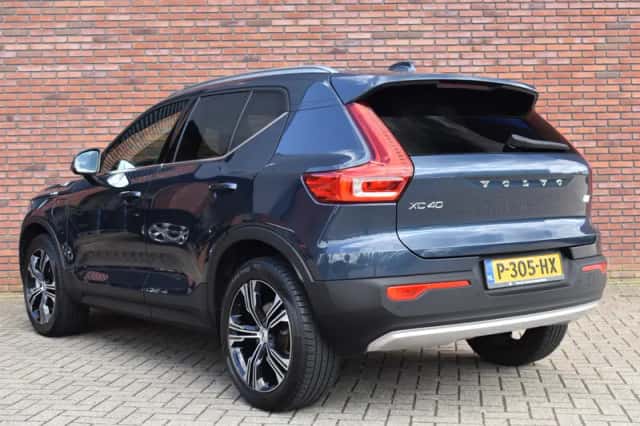 Volvo XC40 (2022) thumbnail 2