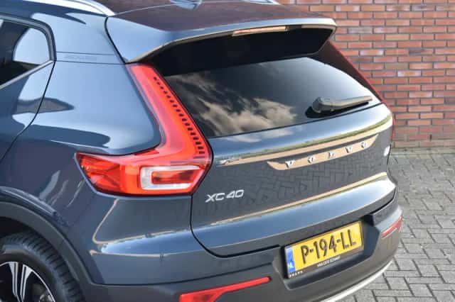Volvo XC40 (2022) thumbnail 5