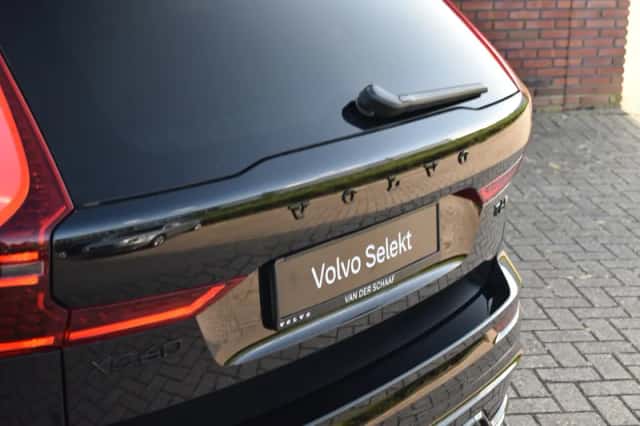Volvo XC60 (2025) thumbnail 5