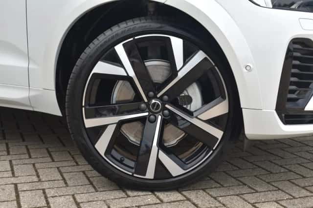 Volvo XC60 (2026) thumbnail 4