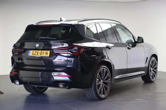 BMW X3 (2025) thumbnail 3