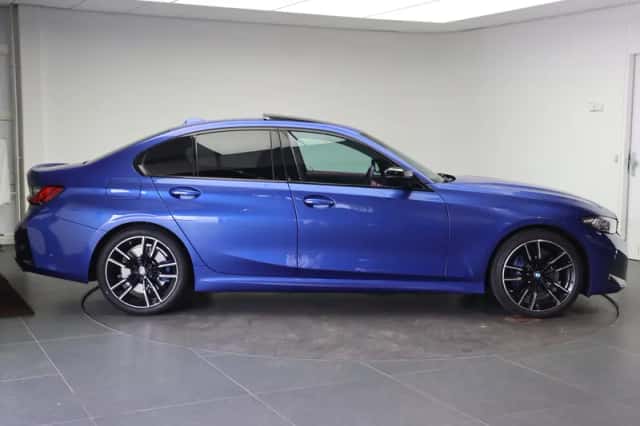 BMW 3-Serie (2024) thumbnail 6