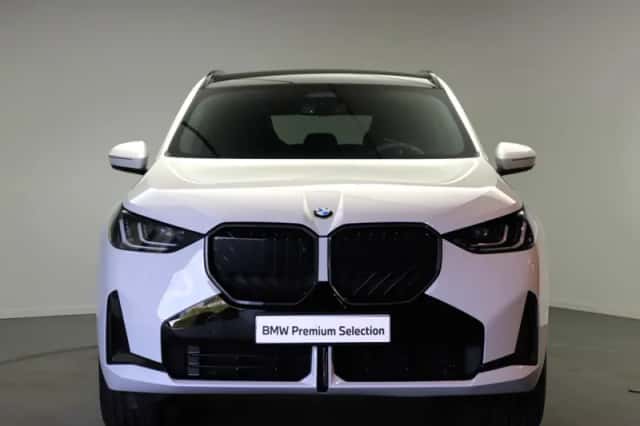 BMW X3 (2024) thumbnail 5