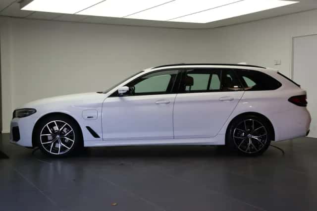 BMW 5-Serie (2023) thumbnail 2