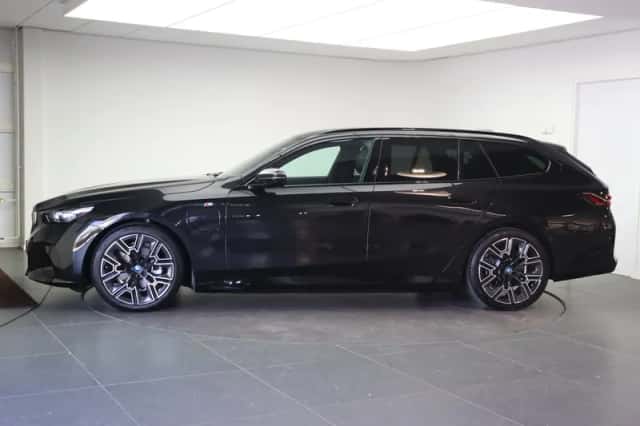 BMW 5-Serie (2025) thumbnail 2