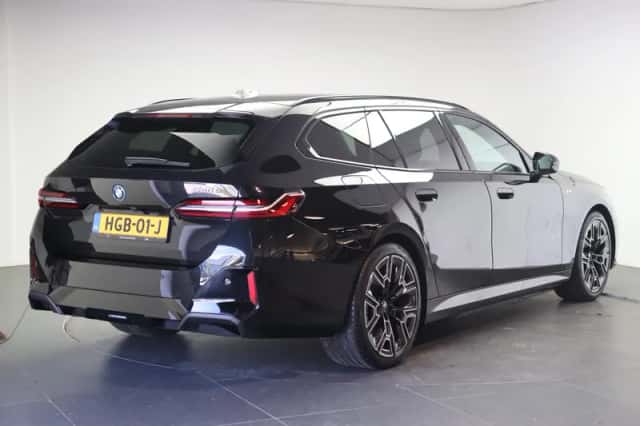 BMW 5-Serie (2025) thumbnail 3