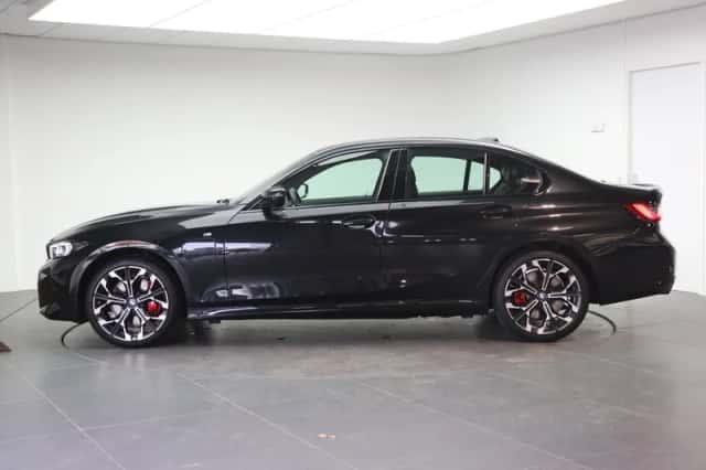BMW 3-Serie (2025) thumbnail 2
