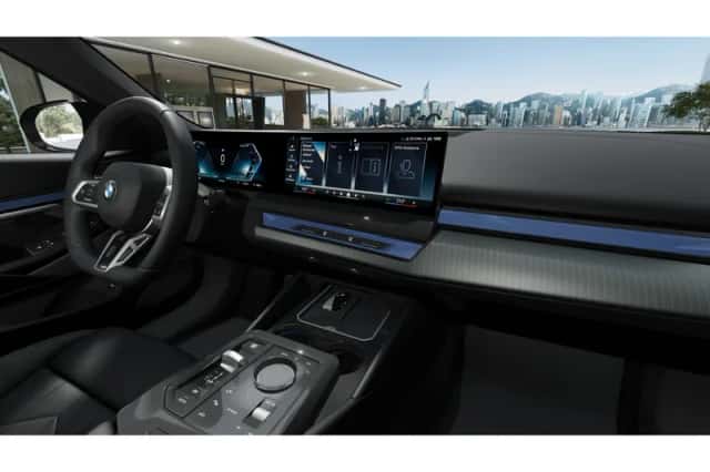 BMW i5 (2026) thumbnail 4