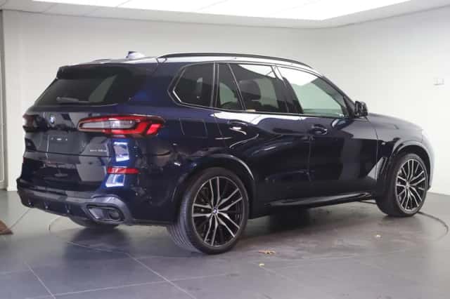 BMW X5 (2021) thumbnail 3