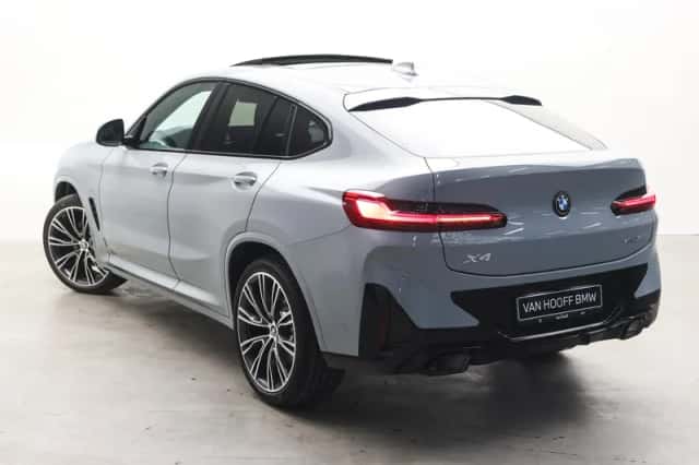 BMW X4 (2026) thumbnail 2